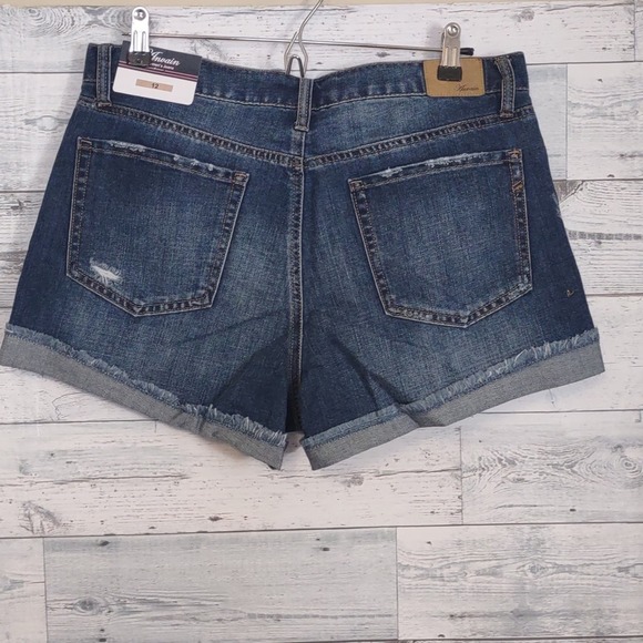 Mid Rise Distressed Front Roll Cuff Shorts 12 by Anvain - Picture 4 of 11